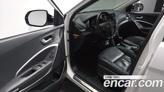 Hyundai Santafe 2015 — photo 11