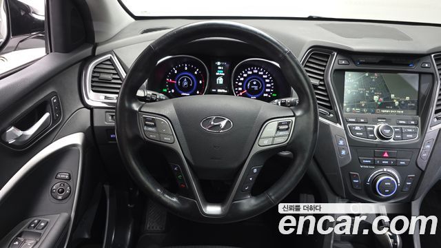 Hyundai Santafe 2015 — photo 13