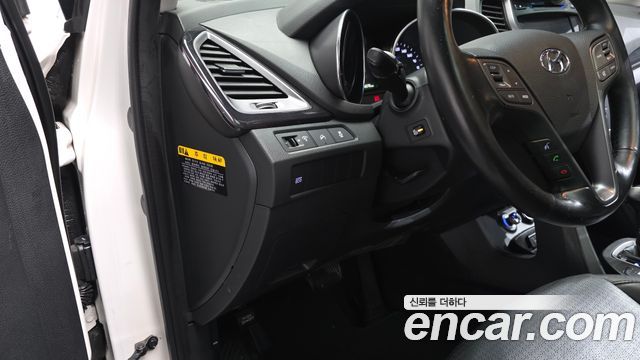 Hyundai Santafe 2015 — photo 16