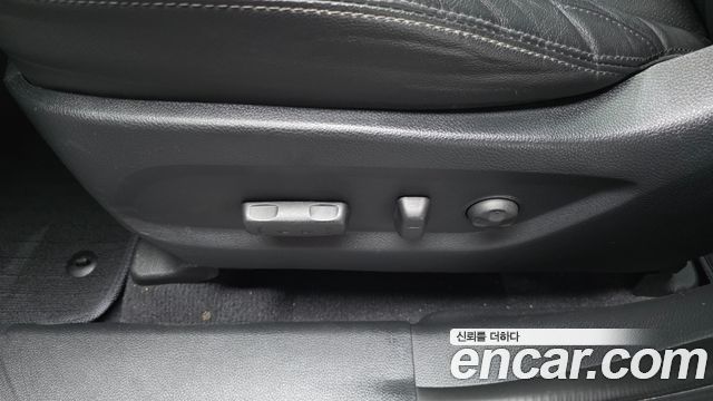 Hyundai Santafe 2015 — photo 18