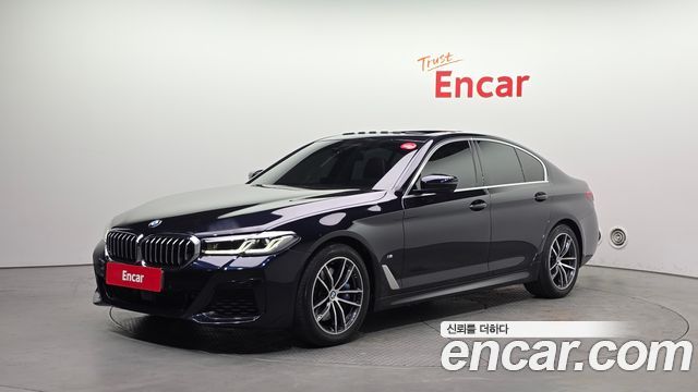 BMW 5-Series 2021 — photo 1