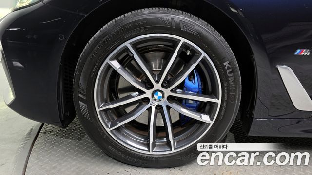 BMW 5-Series 2021 — photo 5