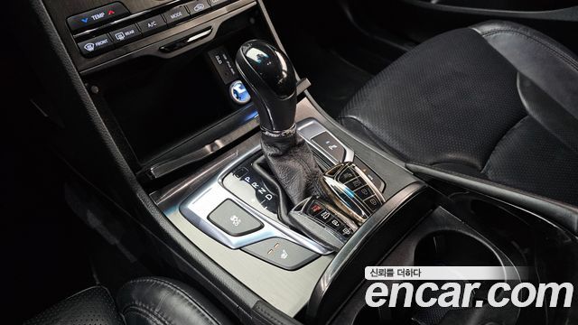 Hyundai Grandeur 2015 — photo 9