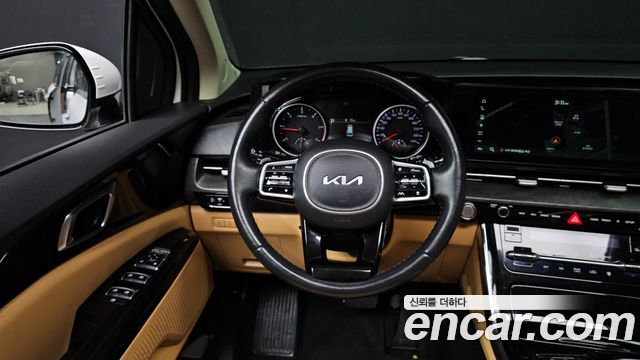 Kia Canival 2022 — photo 13