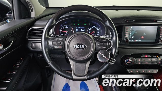 Kia Sorento 2017 — photo 15