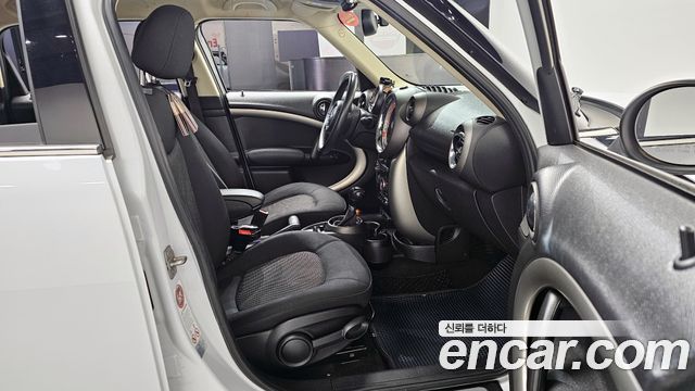 Mini Countryman 2012 — photo 10