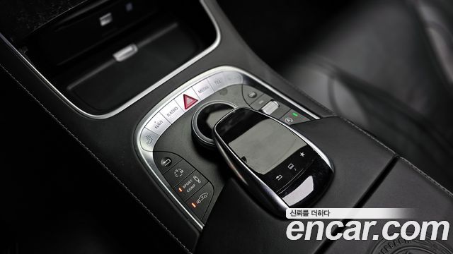 Mercedes-Benz S-Class 2016 — photo 17