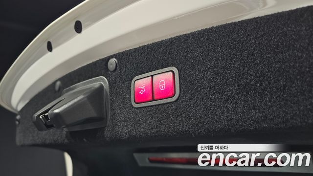 Mercedes-Benz S-Class 2016 — photo 20