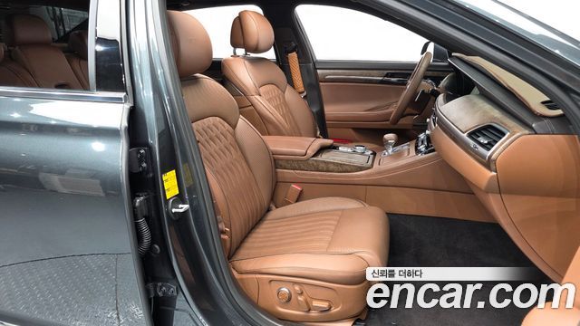 Genesis G90 2019 — photo 10