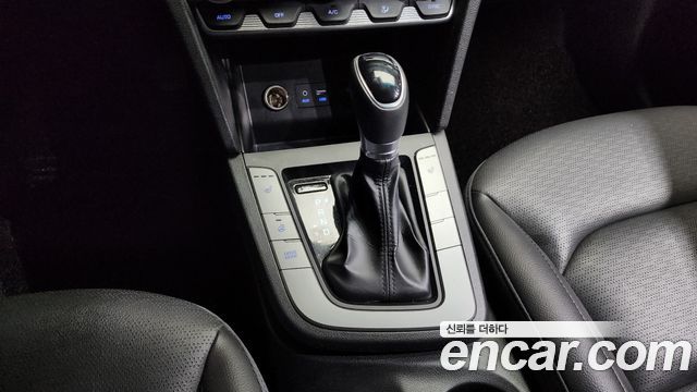 Hyundai AVANTE 2020 — photo 9