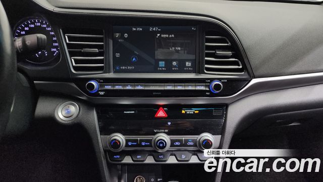 Hyundai AVANTE 2020 — photo 16