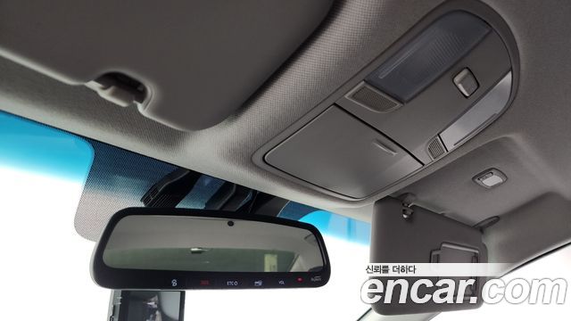 Hyundai AVANTE 2020 — photo 19