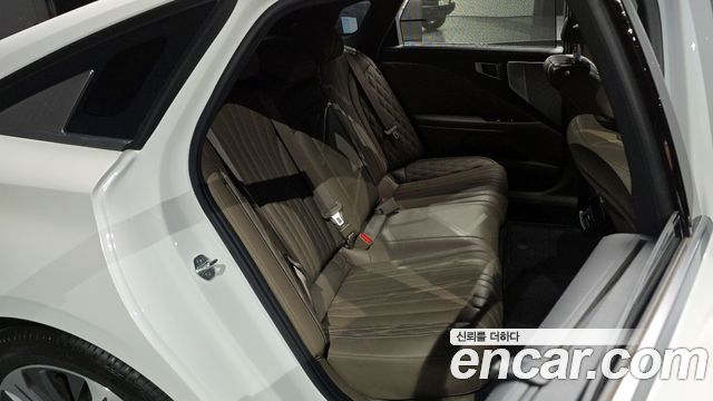 Kia K8 2022 — photo 12