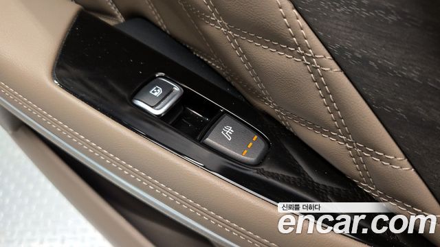 Kia K8 2022 — photo 17