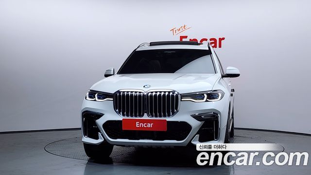 BMW X7 2021 — photo 3