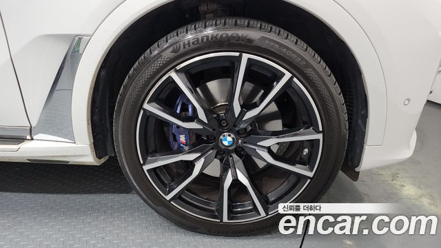 BMW X7 2021 — photo 5