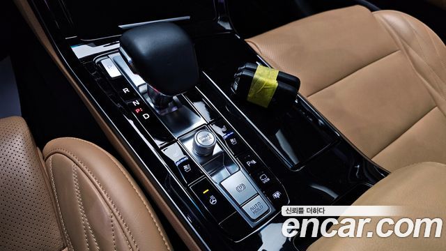 Kia K7 2020 — photo 9