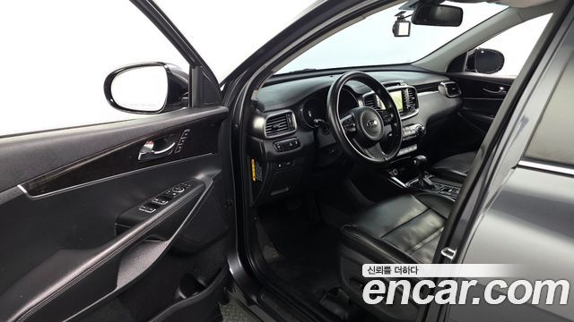 Kia Sorento 2016 — photo 11