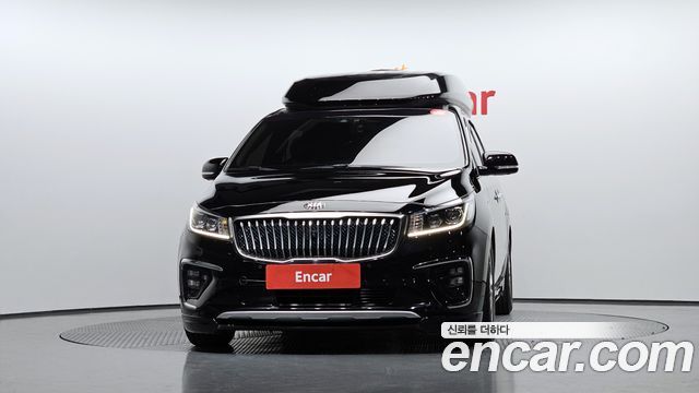 Kia Canival 2019 — photo 3