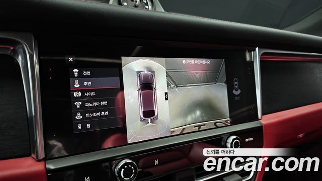 Porsche Macan 2023 — photo 15