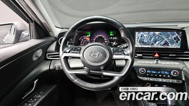 Hyundai AVANTE 2021 — photo 13