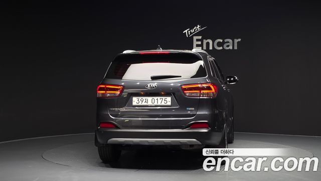 Kia Sorento 2016 — photo 4