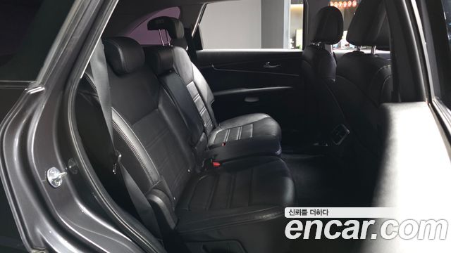 Kia Sorento 2016 — photo 12