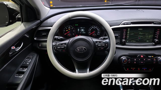 Kia Sorento 2016 — photo 13