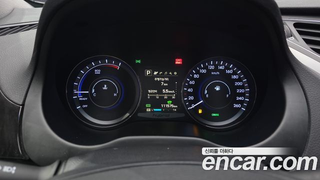 Hyundai Grandeur 2016 — photo 8