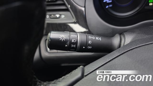 Hyundai Grandeur 2016 — photo 18