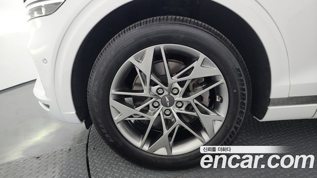 Genesis GV70 2022 — photo 5