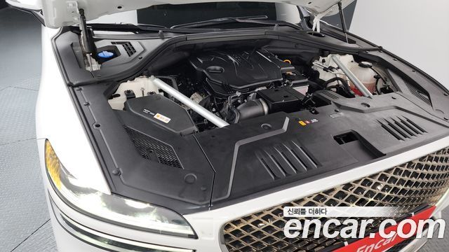 Genesis GV70 2022 — photo 6