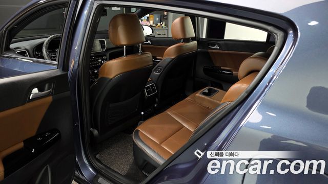 Kia Sportage 2019 — photo 11