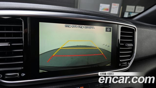 Kia Sportage 2019 — photo 16