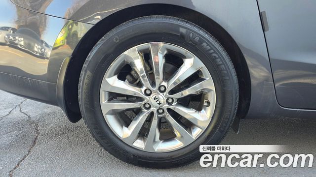 Kia Canival 2018 — photo 5