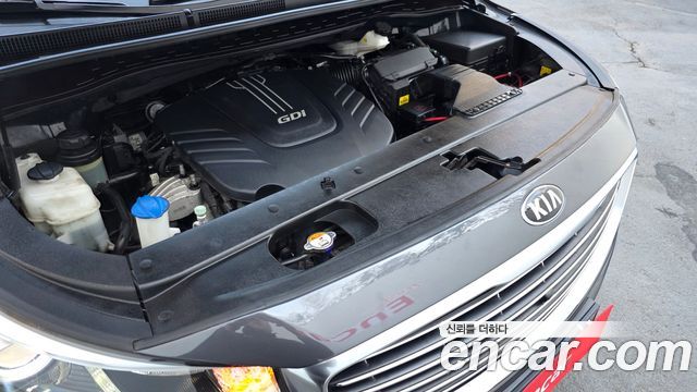 Kia Canival 2018 — photo 6
