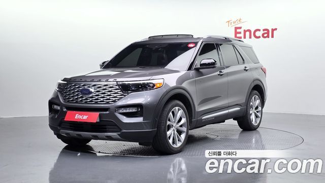 Ford Explorer 2023 — photo 1