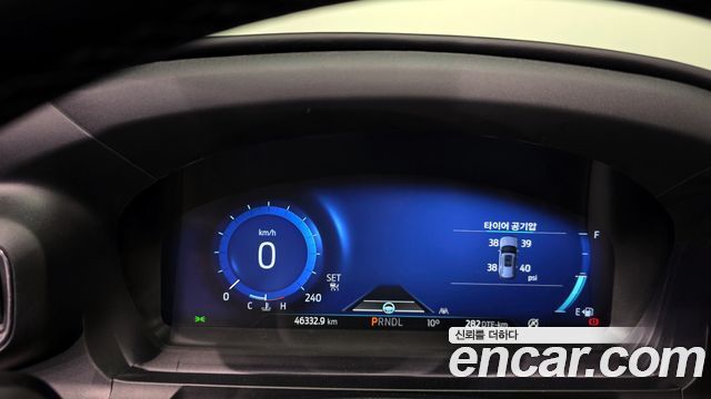 Ford Explorer 2023 — photo 8