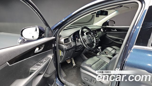 Kia Sorento 2019 — photo 11