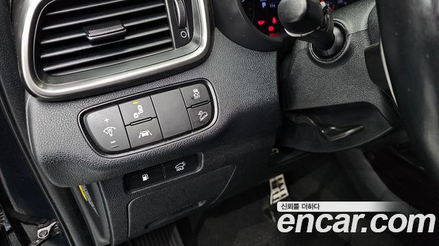 Kia Sorento 2019 — photo 13