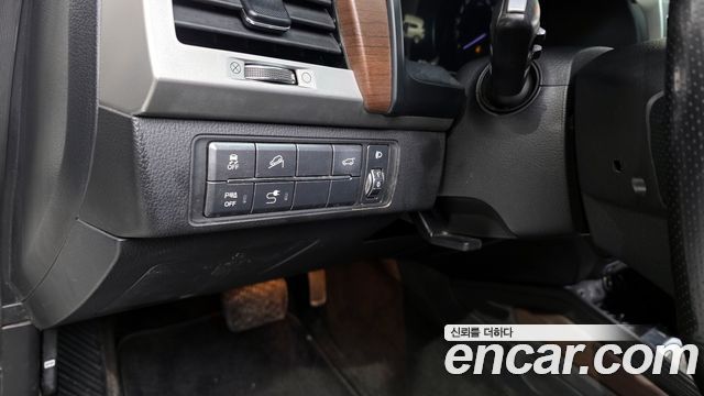 KG Mobility Rexton 2018 — photo 17