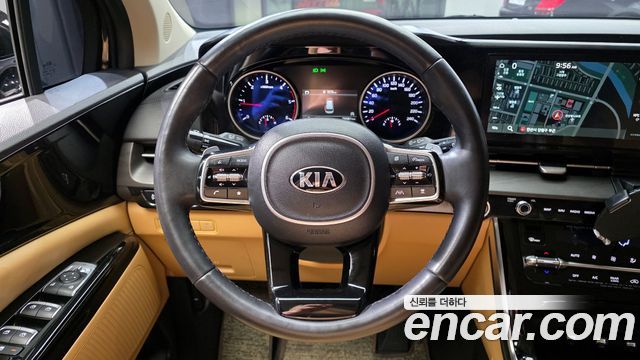 Kia Canival 2021 — photo 13