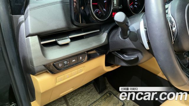Kia Canival 2021 — photo 15