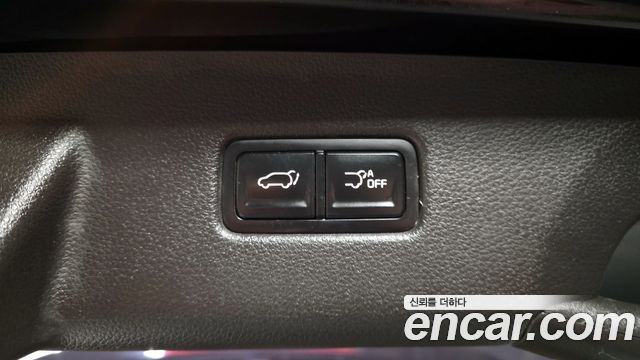Kia Canival 2021 — photo 19