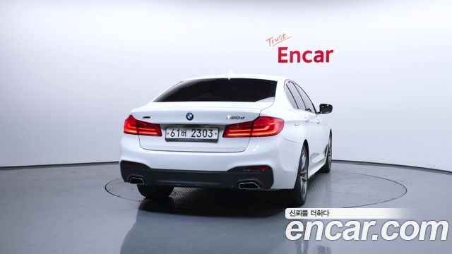 BMW 5-Series 2018 — photo 4