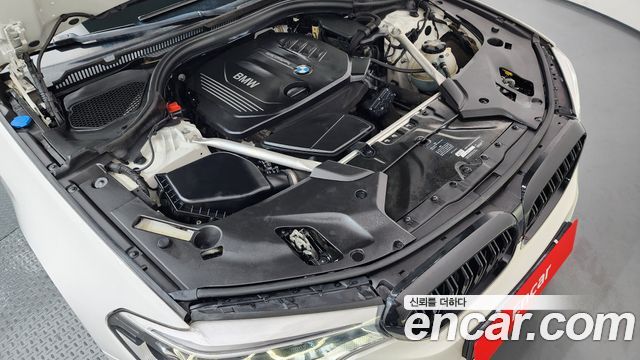 BMW 5-Series 2018 — photo 6