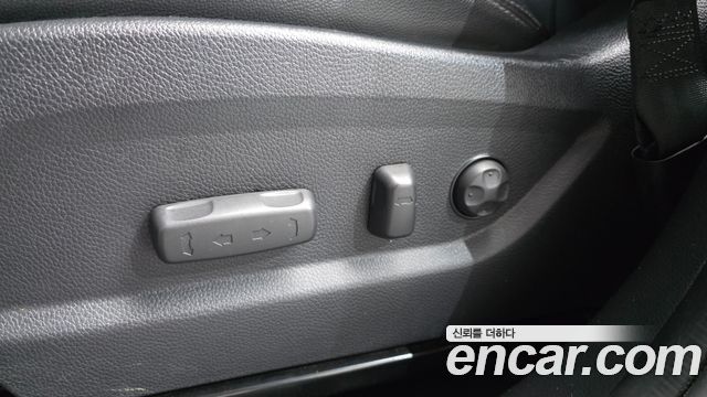Hyundai Santafe 2015 — photo 16