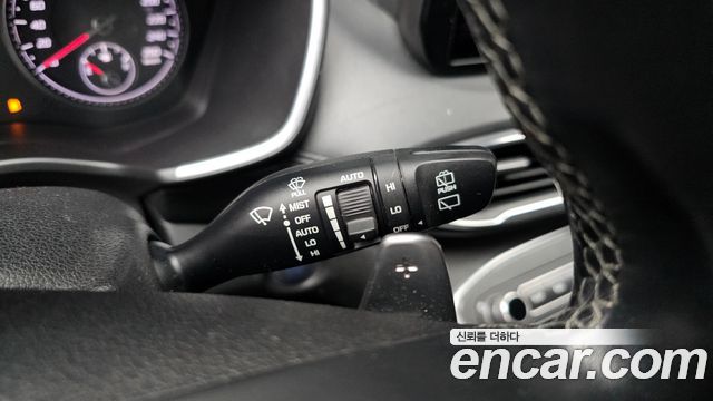 Hyundai Santafe 2022 — photo 18