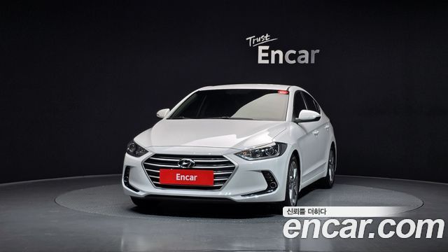 Hyundai AVANTE 2018 — photo 3