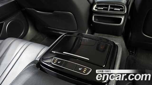 Genesis G80 2021 — photo 19